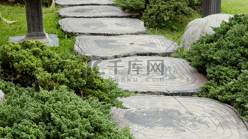 地面绿化与屋顶绿化：优缺点对比解析**